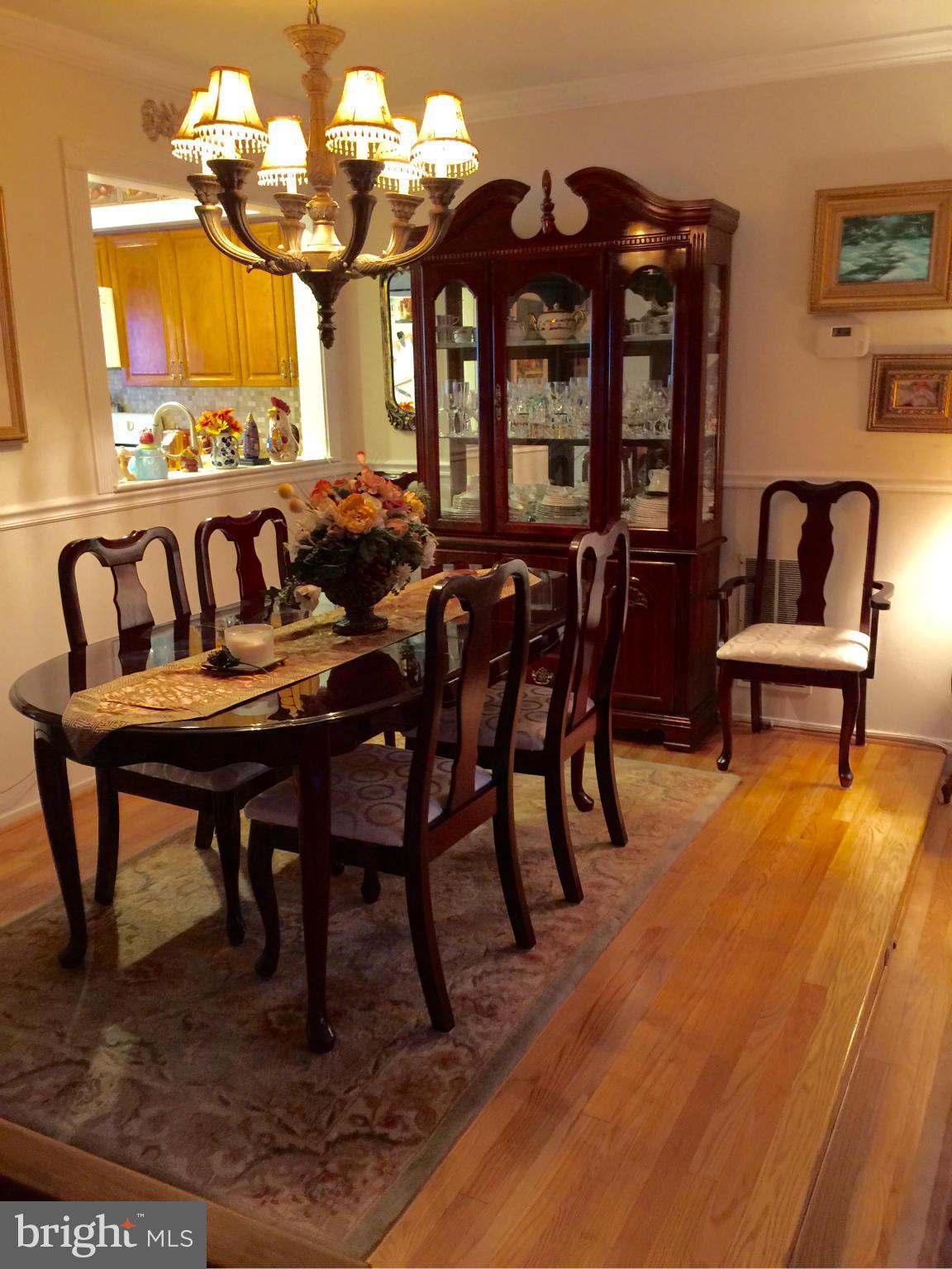 OAKWOOD COMMONS AT BURKE - Residential