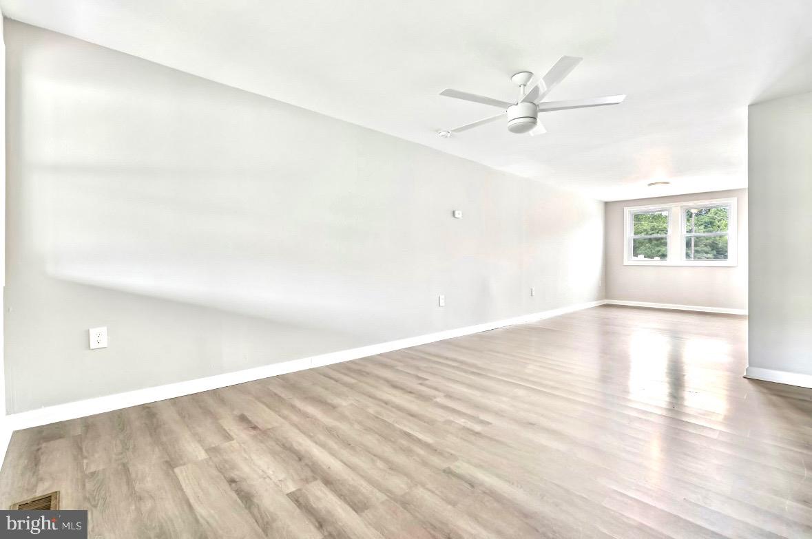 NORTH POINT VILLAGE - Residential Lease