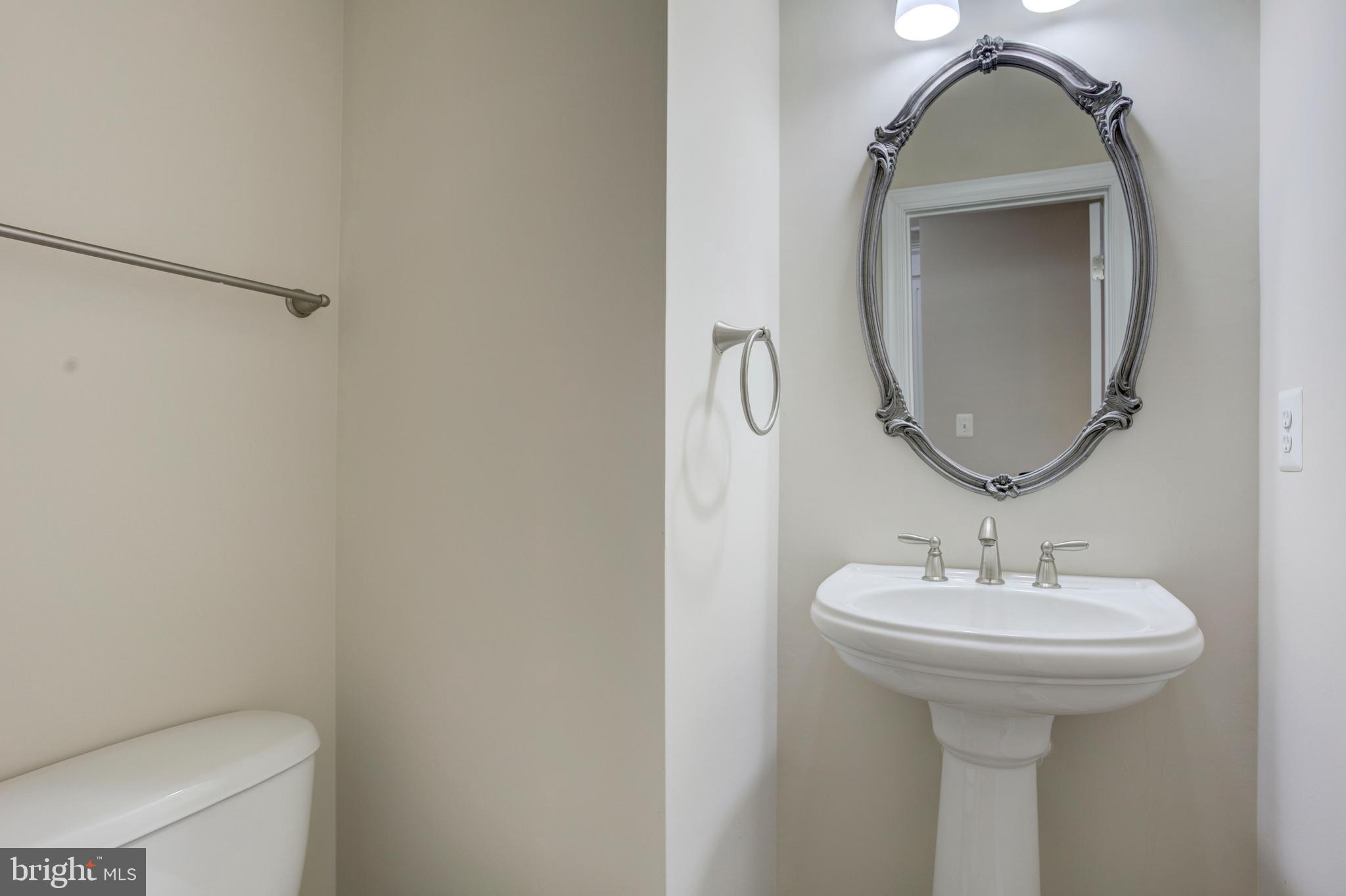 AVONLEA - Residential Lease