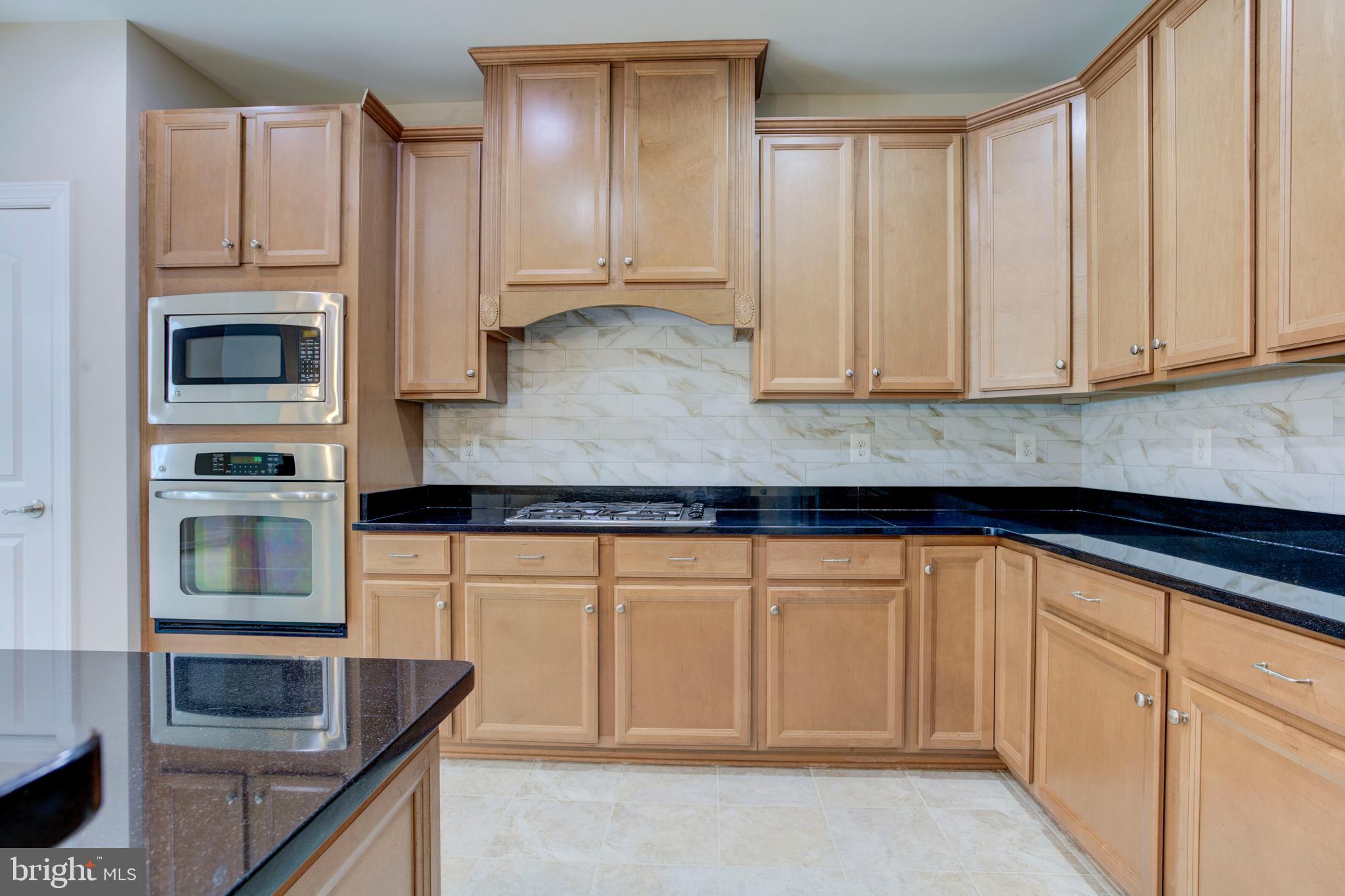 AVONLEA - Residential Lease