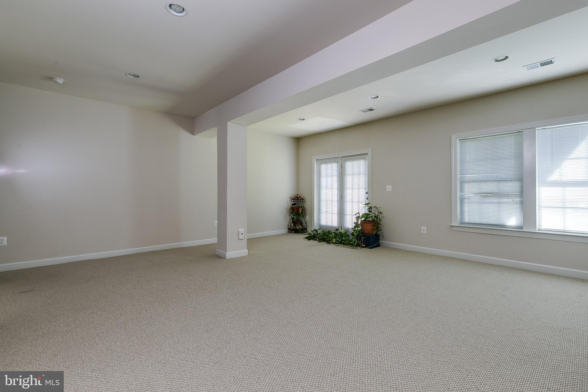 AVONLEA - Residential Lease