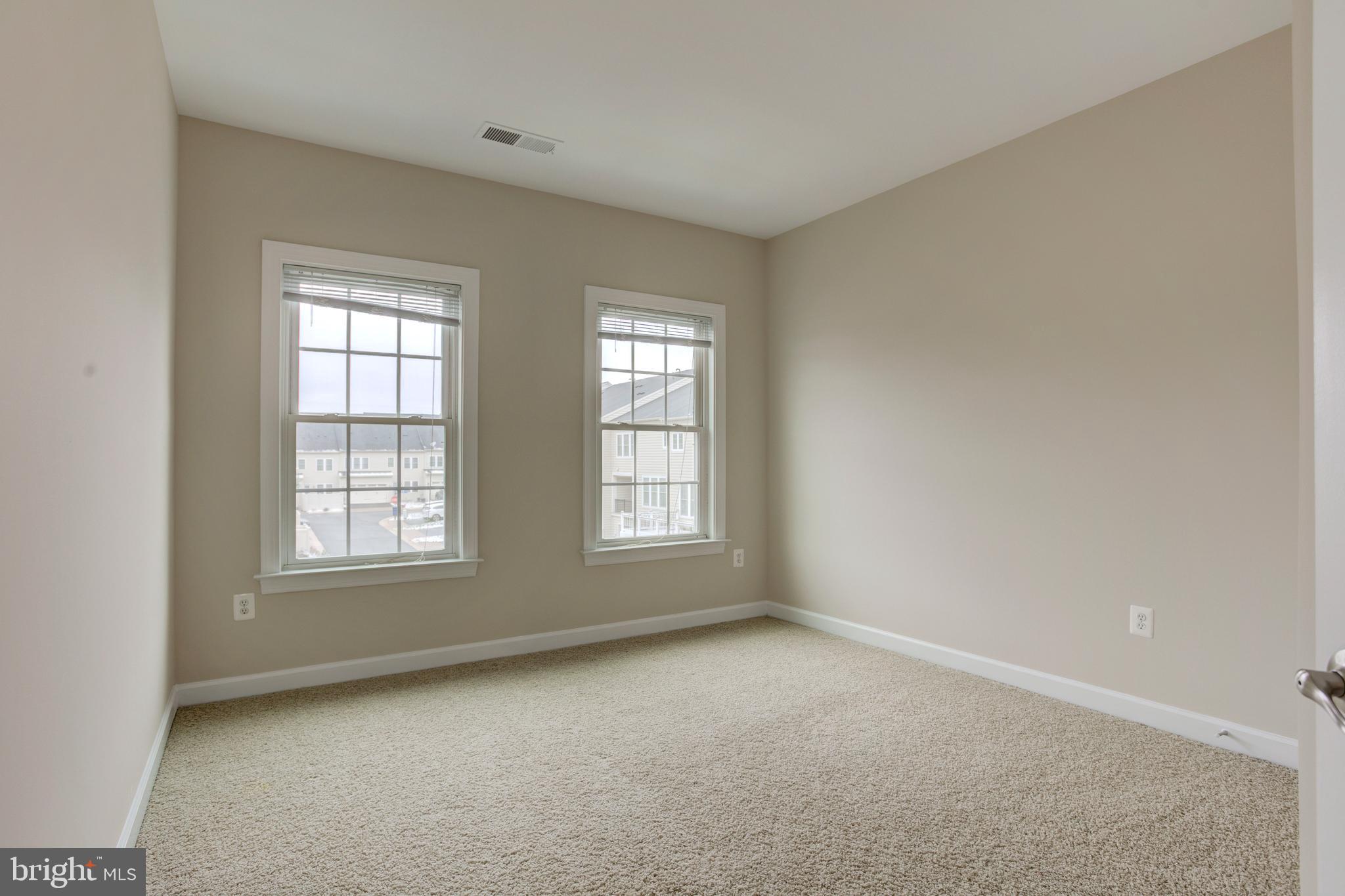 AVONLEA - Residential Lease