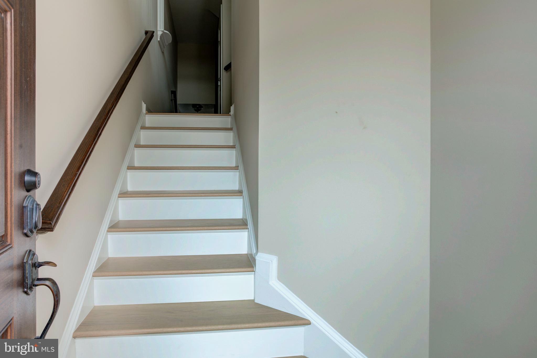 AVONLEA - Residential Lease