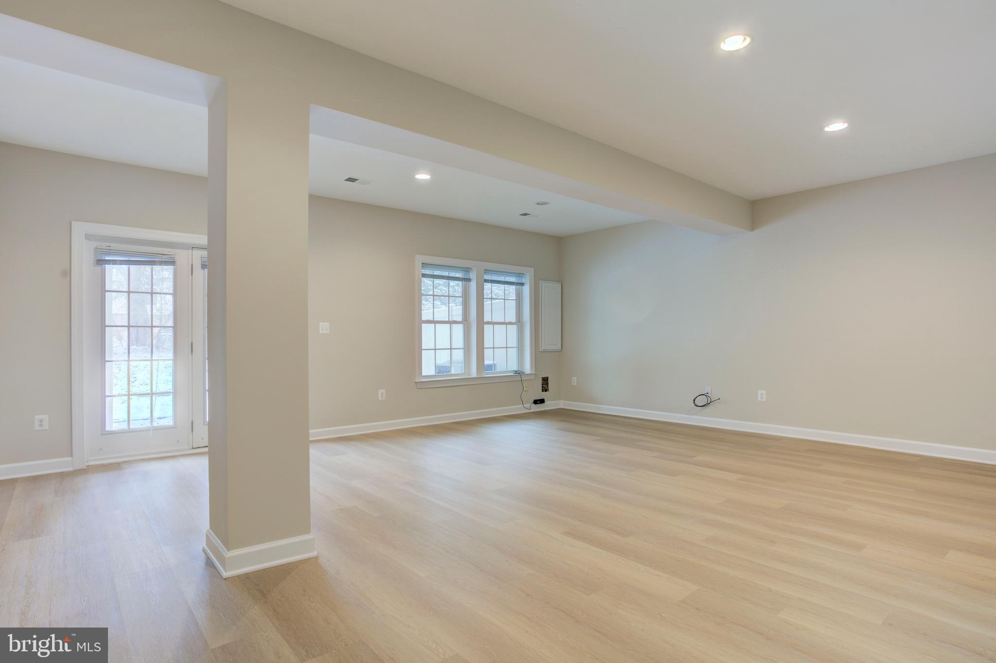 AVONLEA - Residential Lease