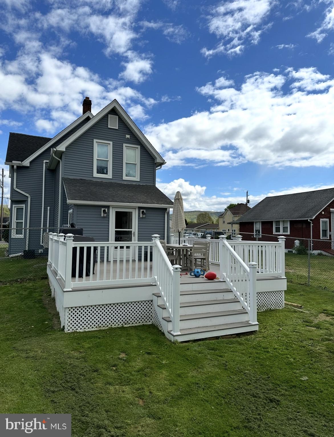 222 W 5TH STREET