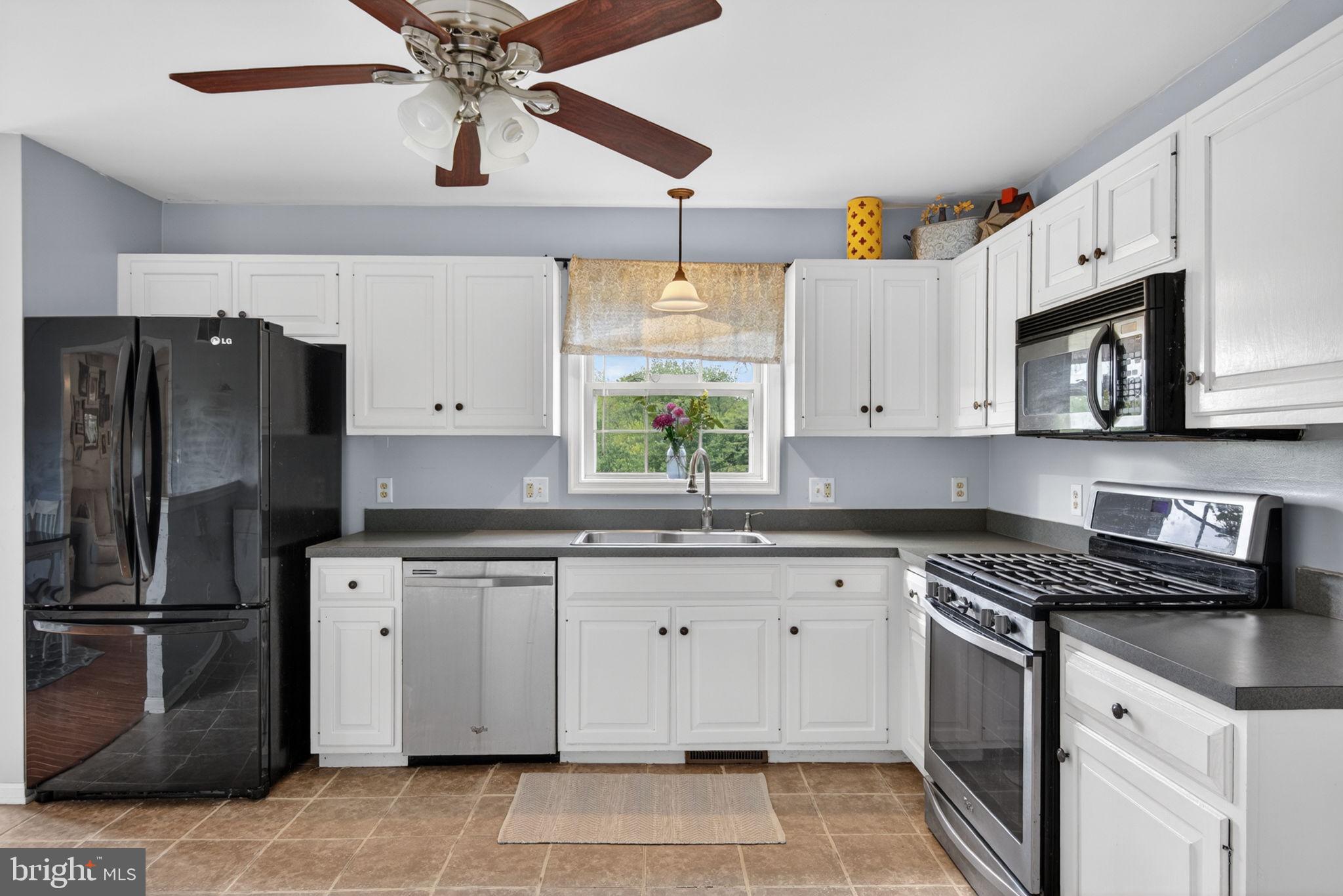 COLUMBIA - Residential