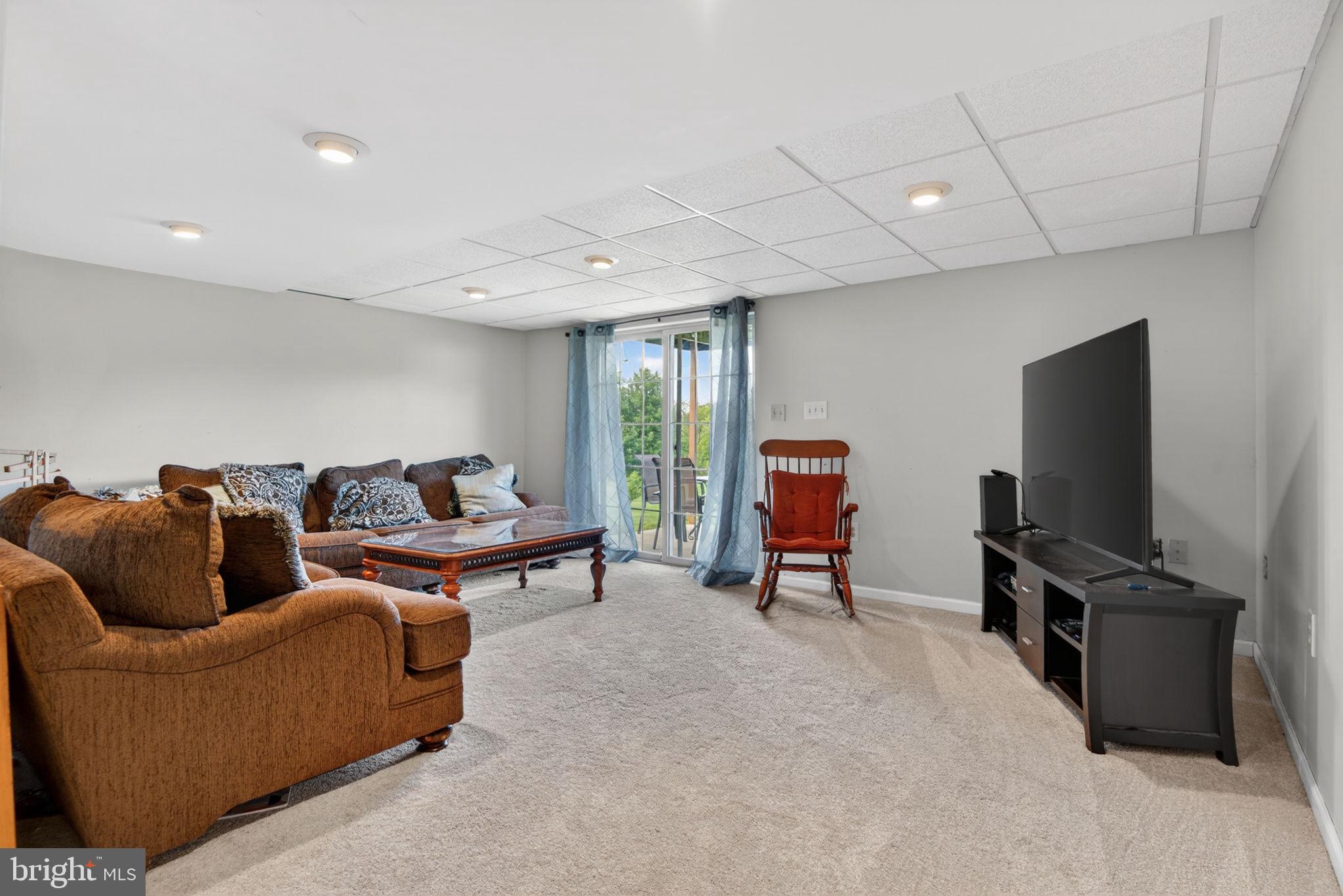 COLUMBIA - Residential