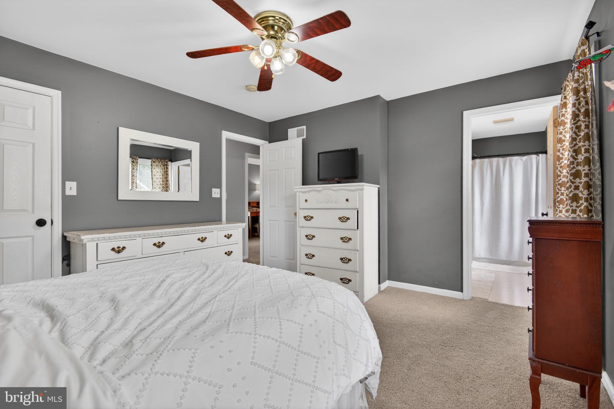 COLUMBIA - Residential