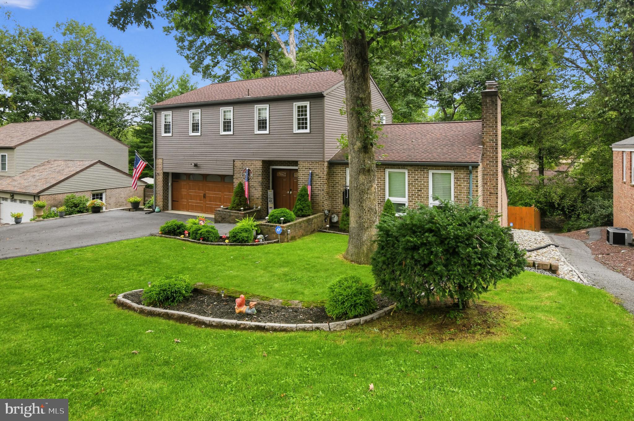 10 NASSAU CIRCLE