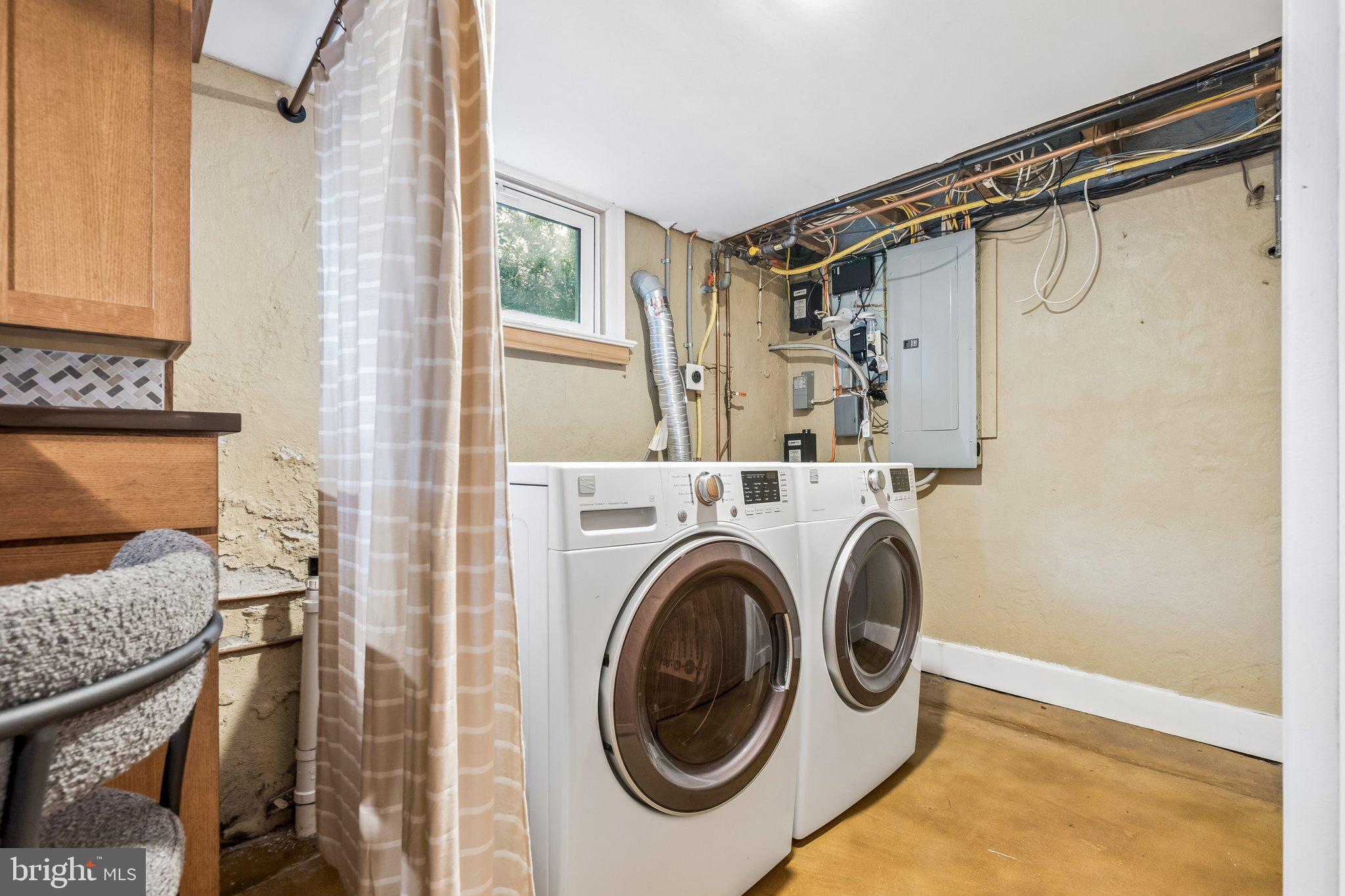 WEST WAYNE - Residential