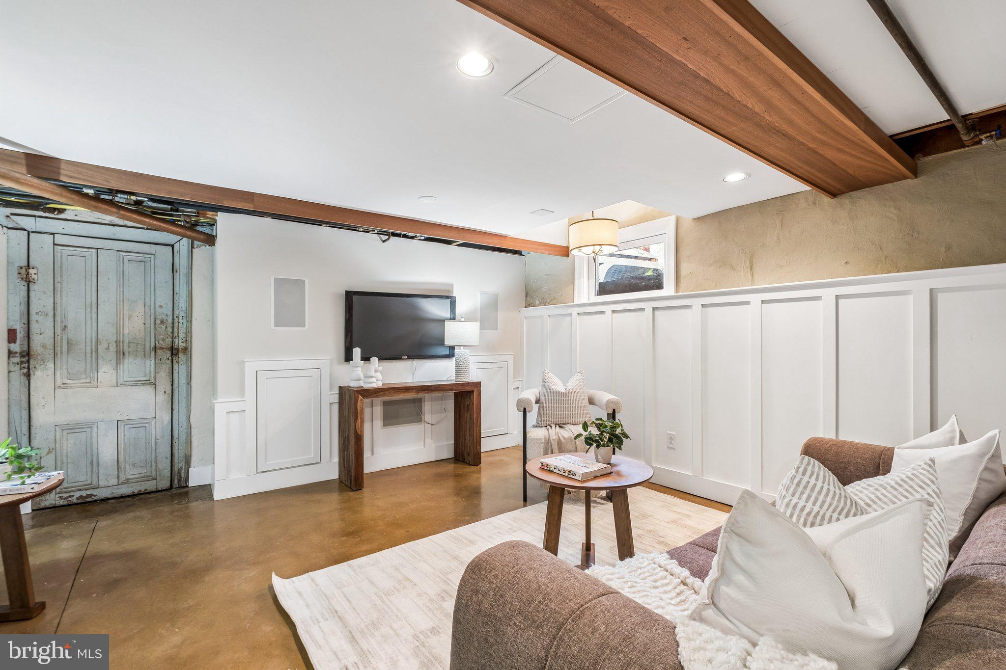 WEST WAYNE - Residential