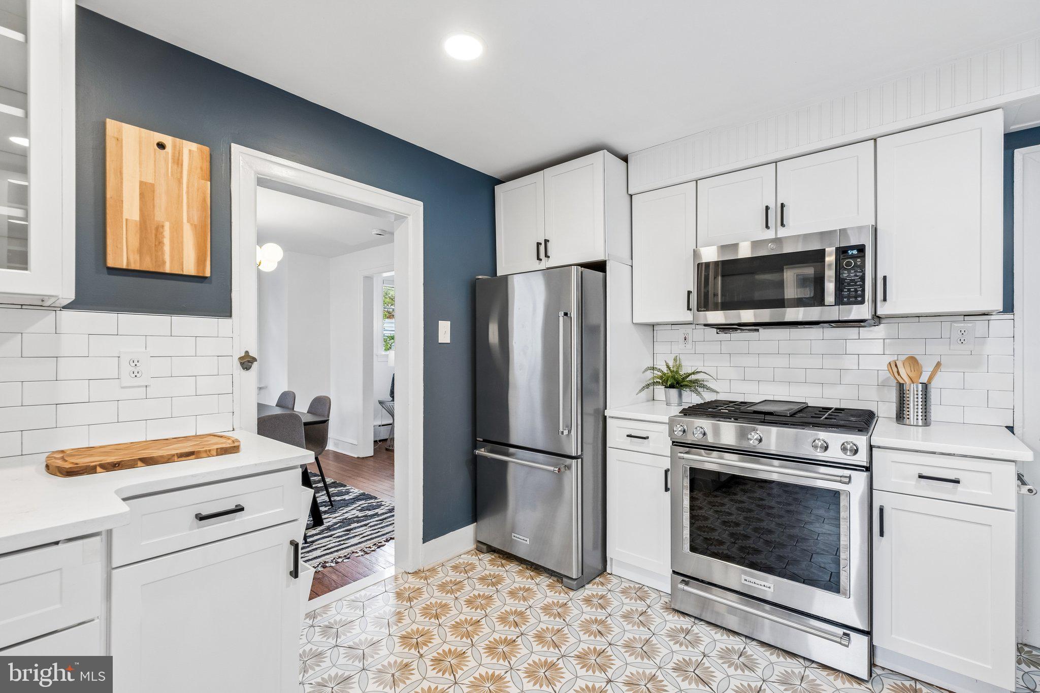 WEST WAYNE - Residential