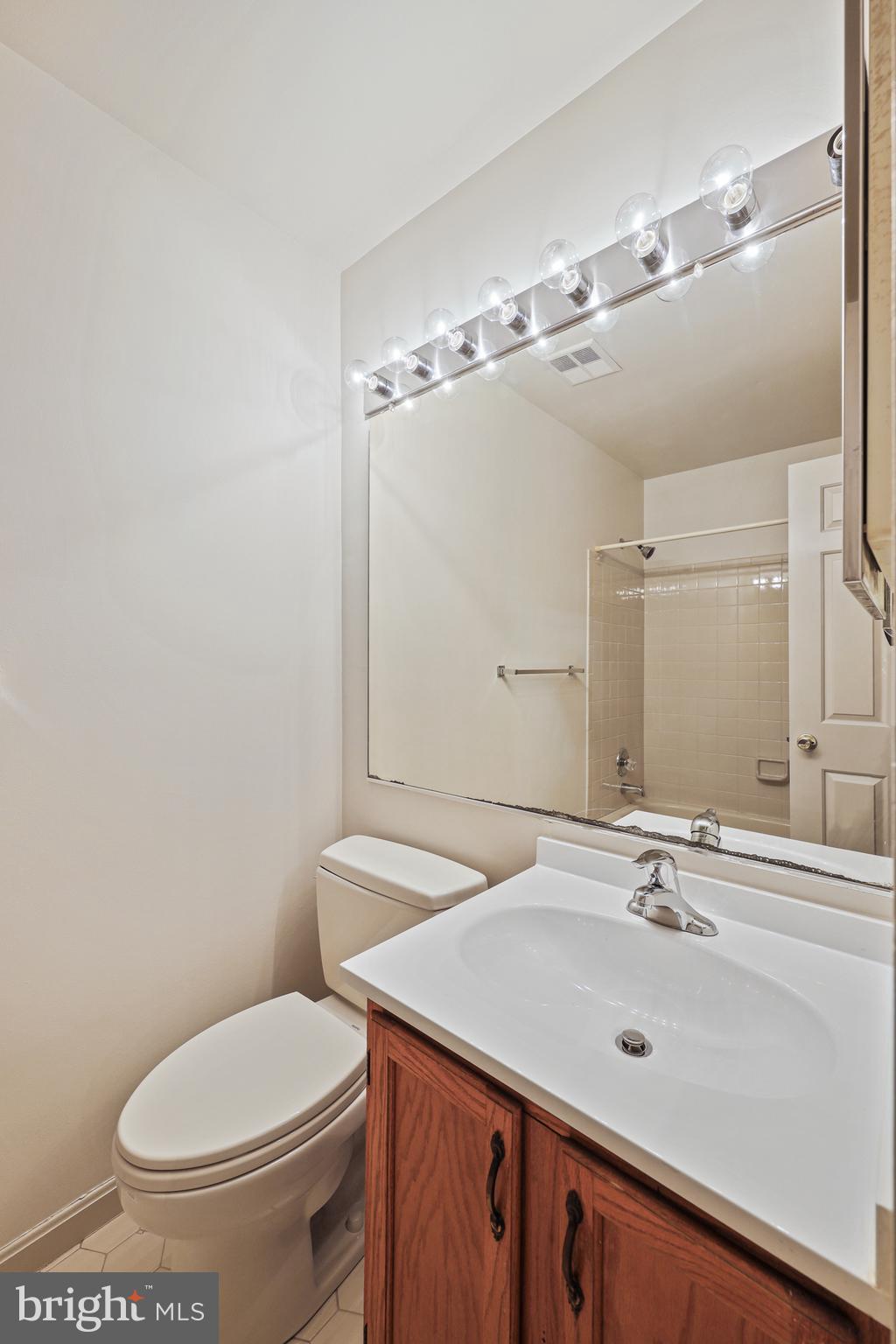 ELLICOTT MEADOWS - Residential