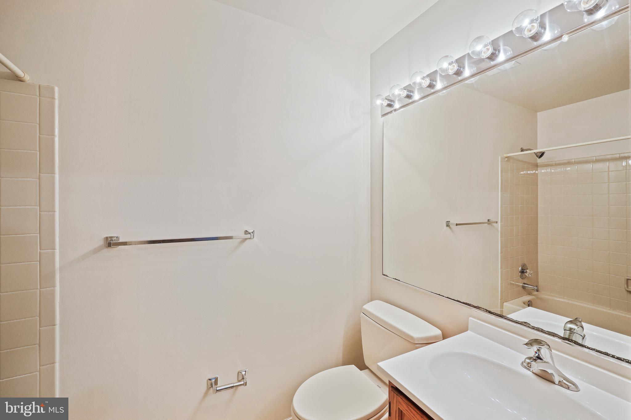 ELLICOTT MEADOWS - Residential