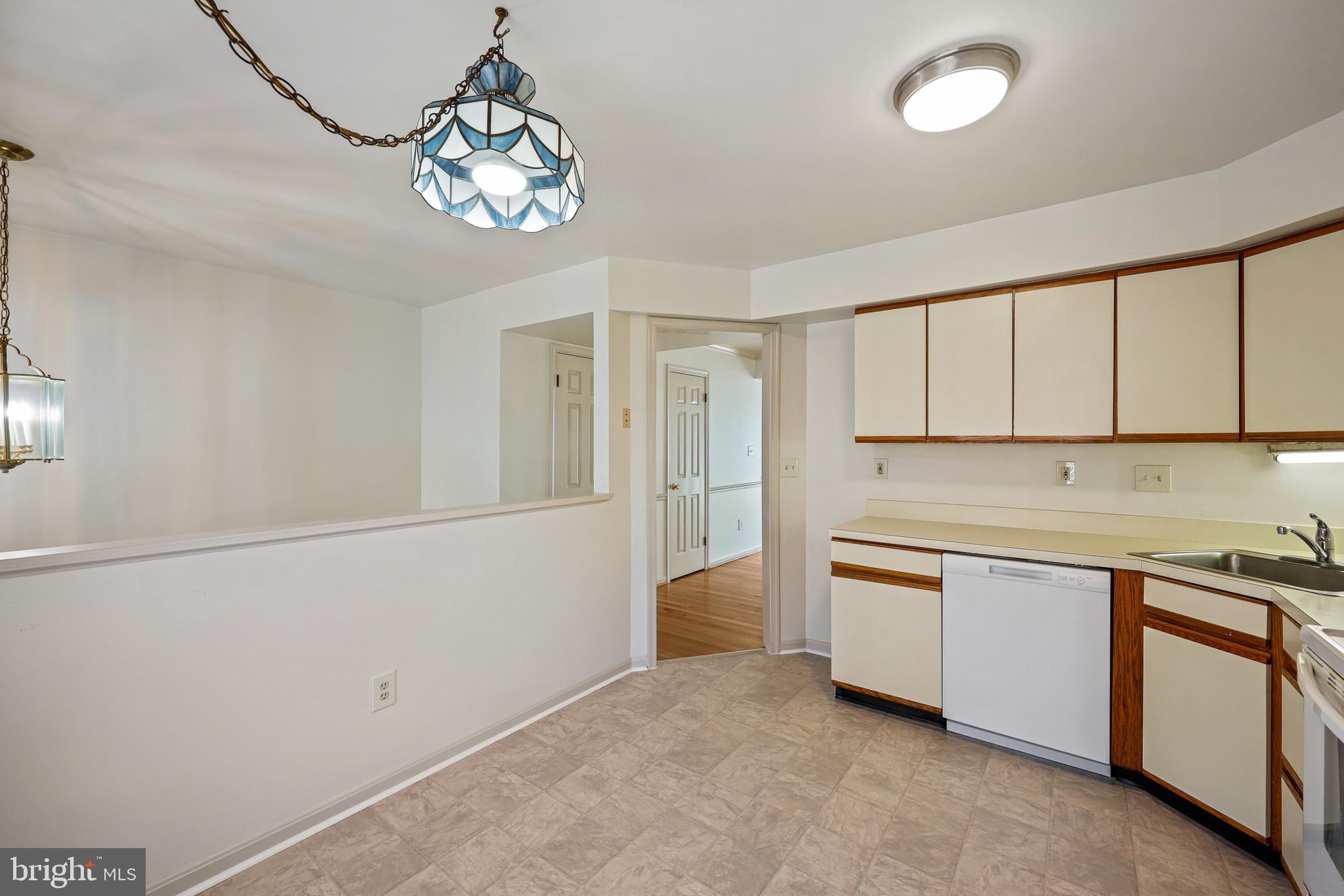 ELLICOTT MEADOWS - Residential