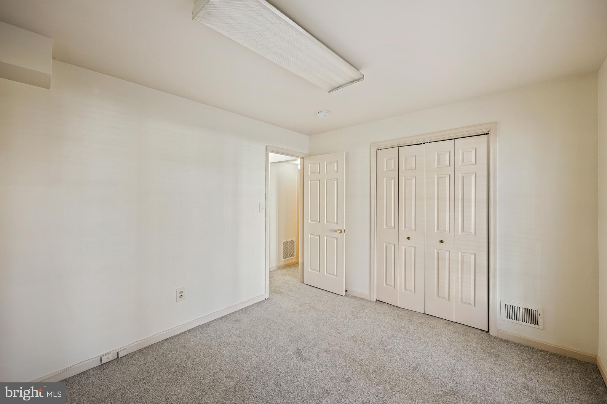 ELLICOTT MEADOWS - Residential