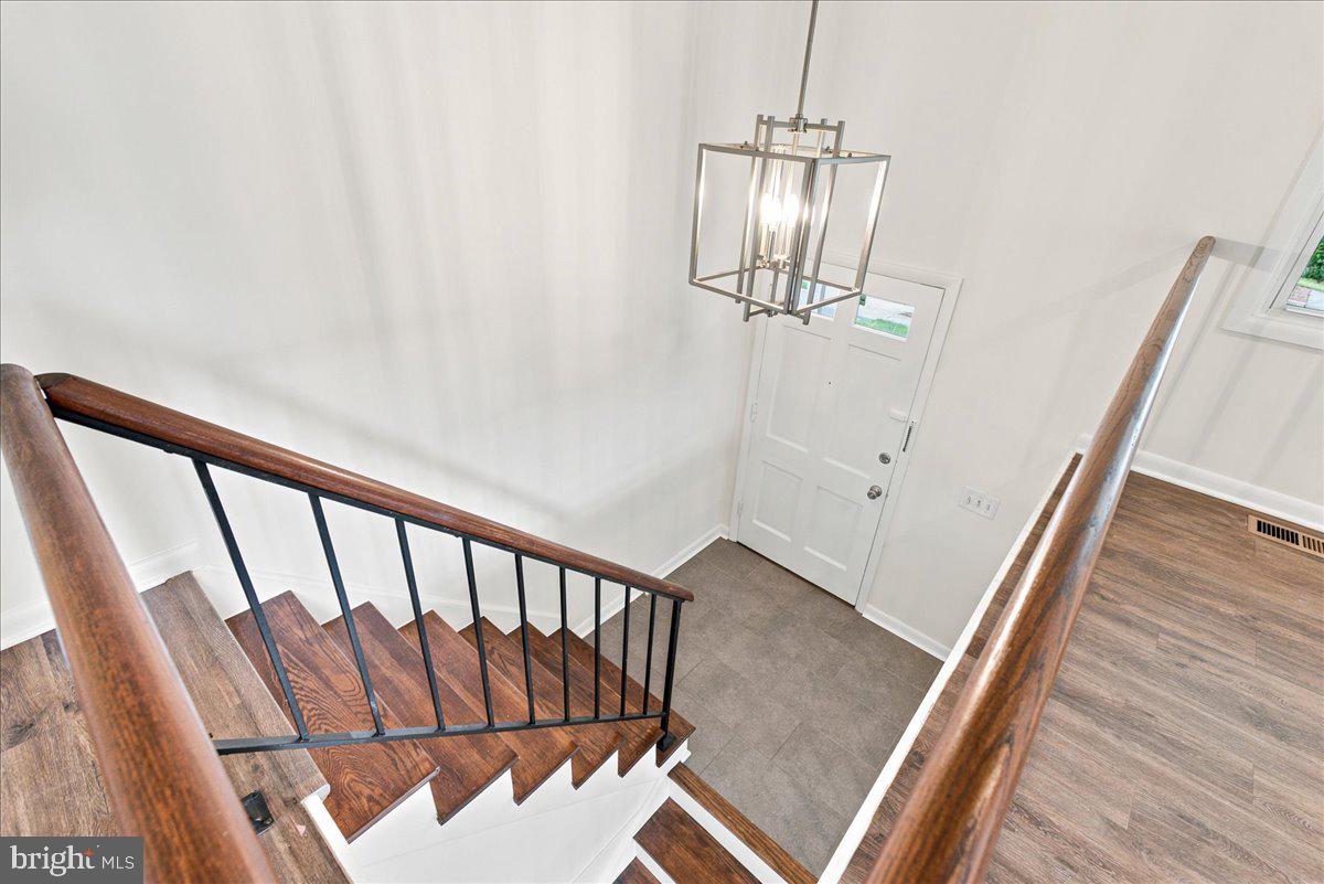 13143 MELVILLE LANE