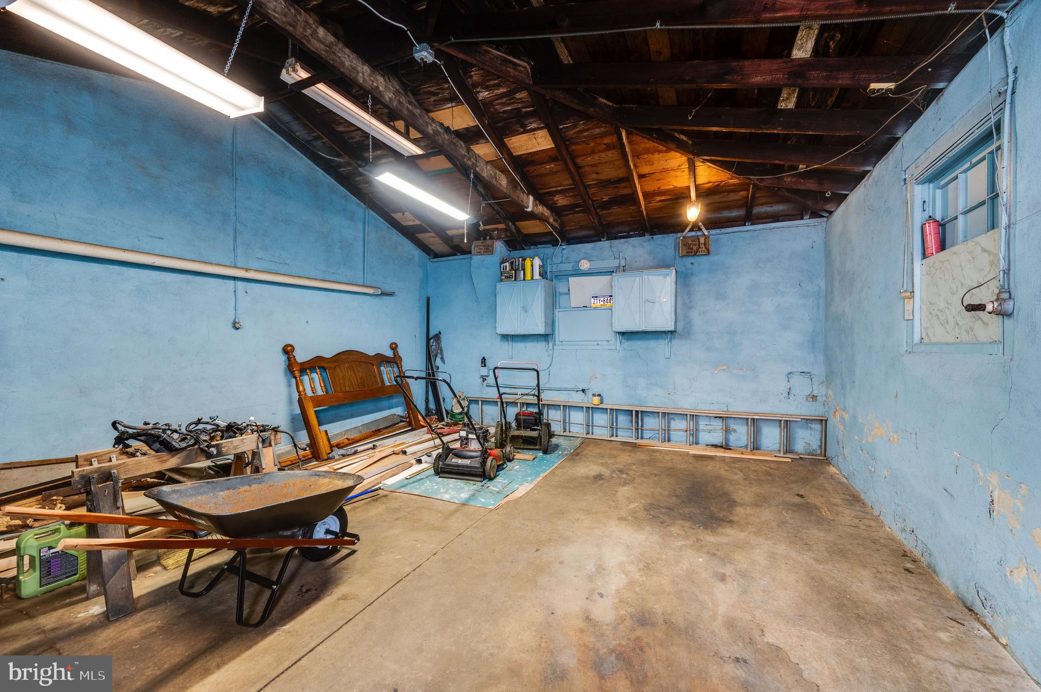 NORTHEAST READING - Residential