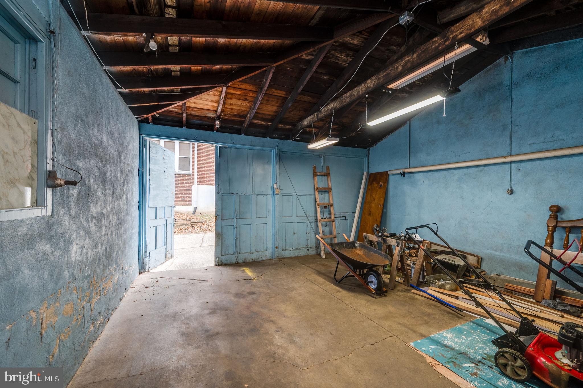 NORTHEAST READING - Residential