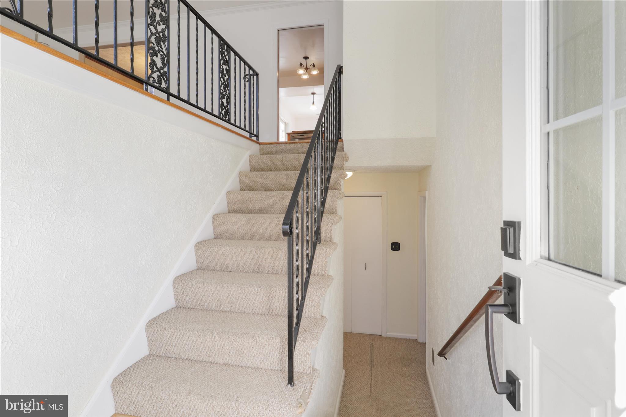 MANTUA - Residential Lease