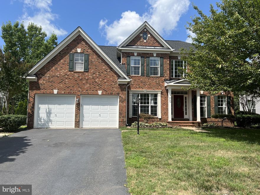 Beautifully updated colonial offers an incredible owner's suite w/ 3 sided FP, sitting room, luxury bath & dual walk-ins - Family room w/ beamed ceilings & floor to ceiling stone hearth - Gourmet kitchen w/ oversized island & custom cabinetry - Screened deck overlooks fenced yard - Lower level w/ huge rec room, den & bath - New Roof - Many fine features make this home incredibly desirable! Seller offers $10,000.00 towards painting and carpet.