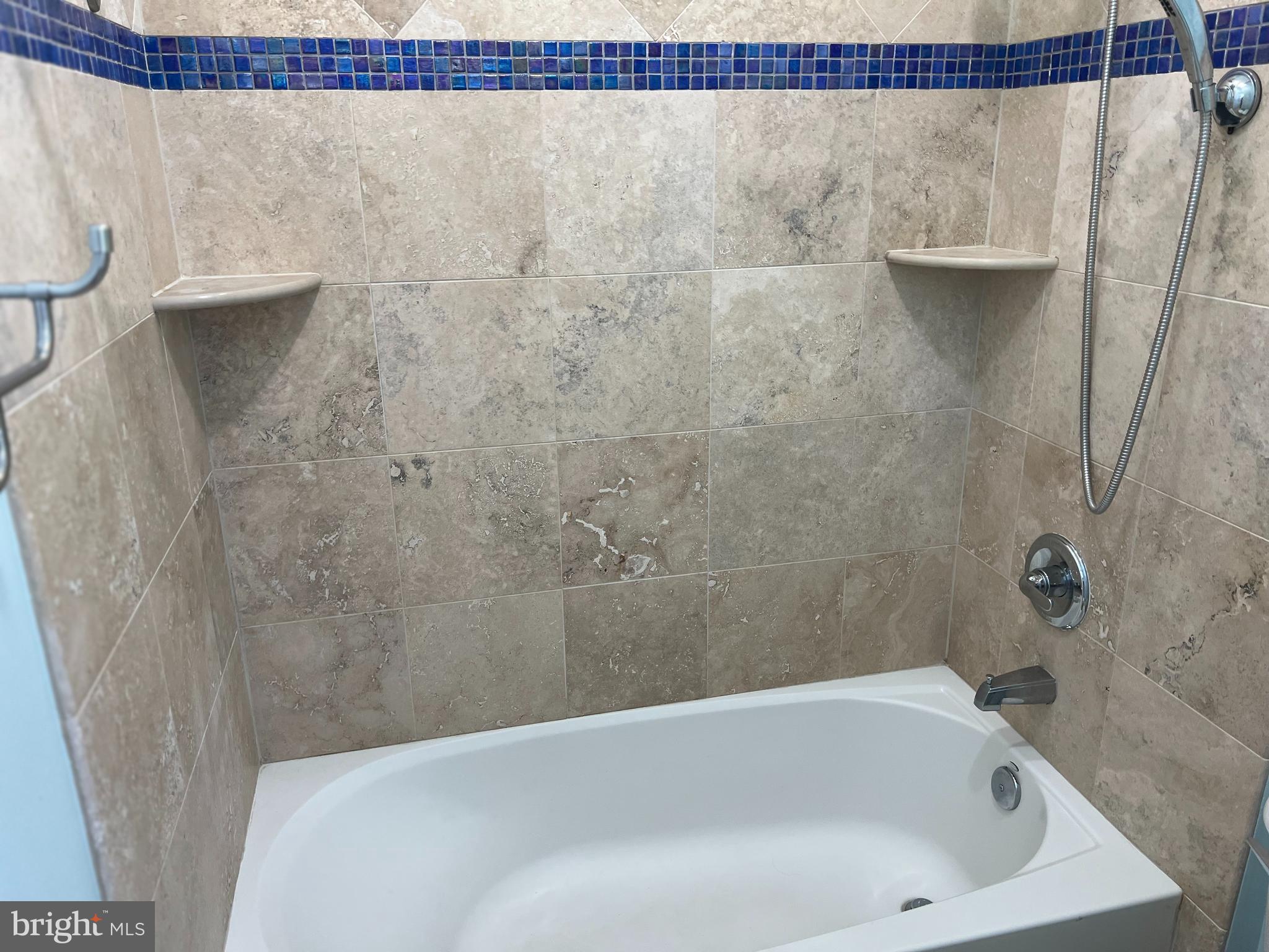 WESTMARKET - Residential