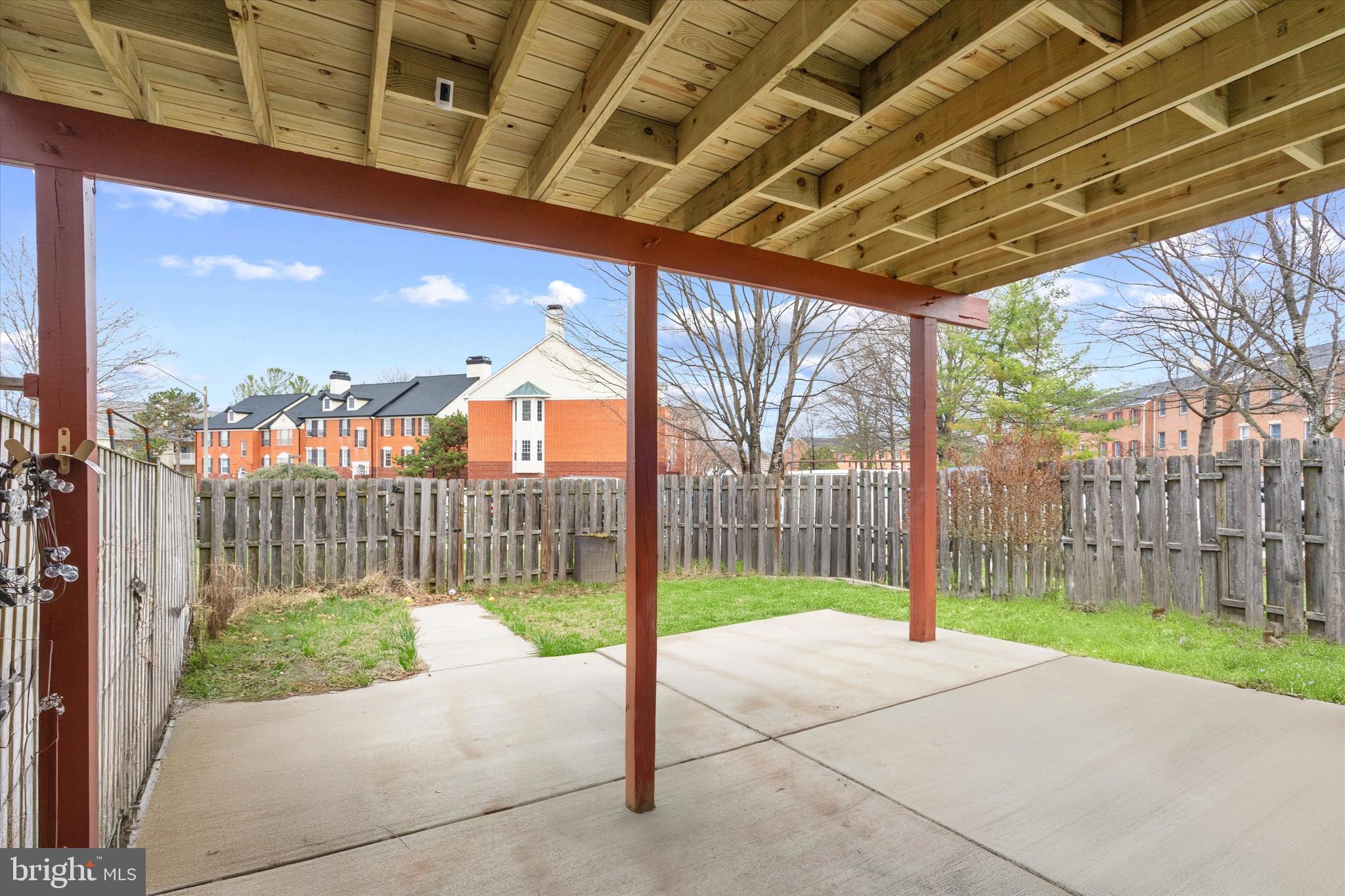 814 VANDERBILT TERRACE SE