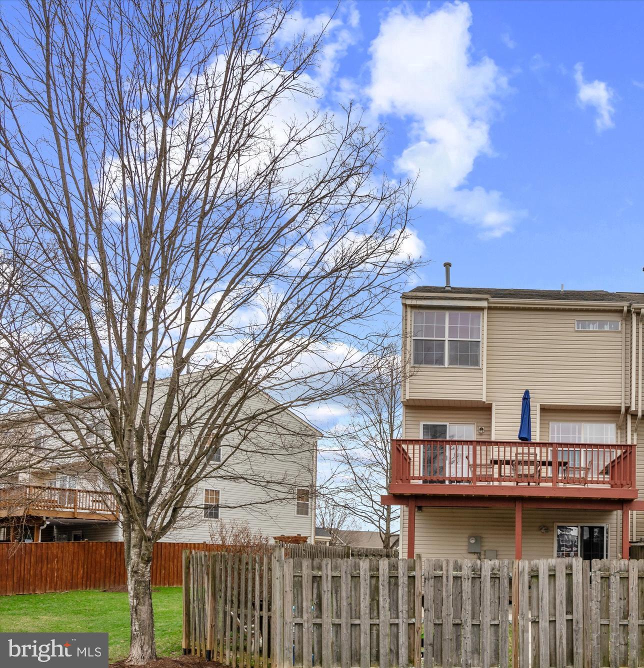 814 VANDERBILT TERRACE SE