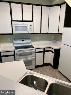 KINGSBROOK - Residential Lease