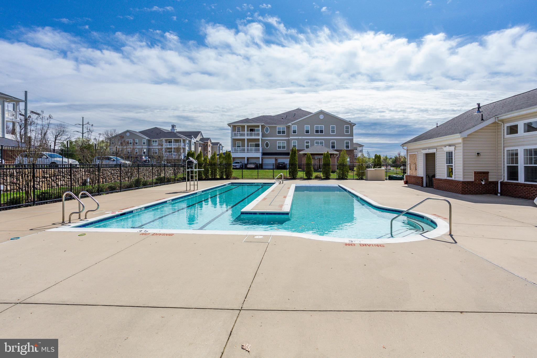 CARROLLS CREEK - Residential