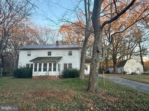 1212 PEARSONS CORNER ROAD HARTLY DE 19953