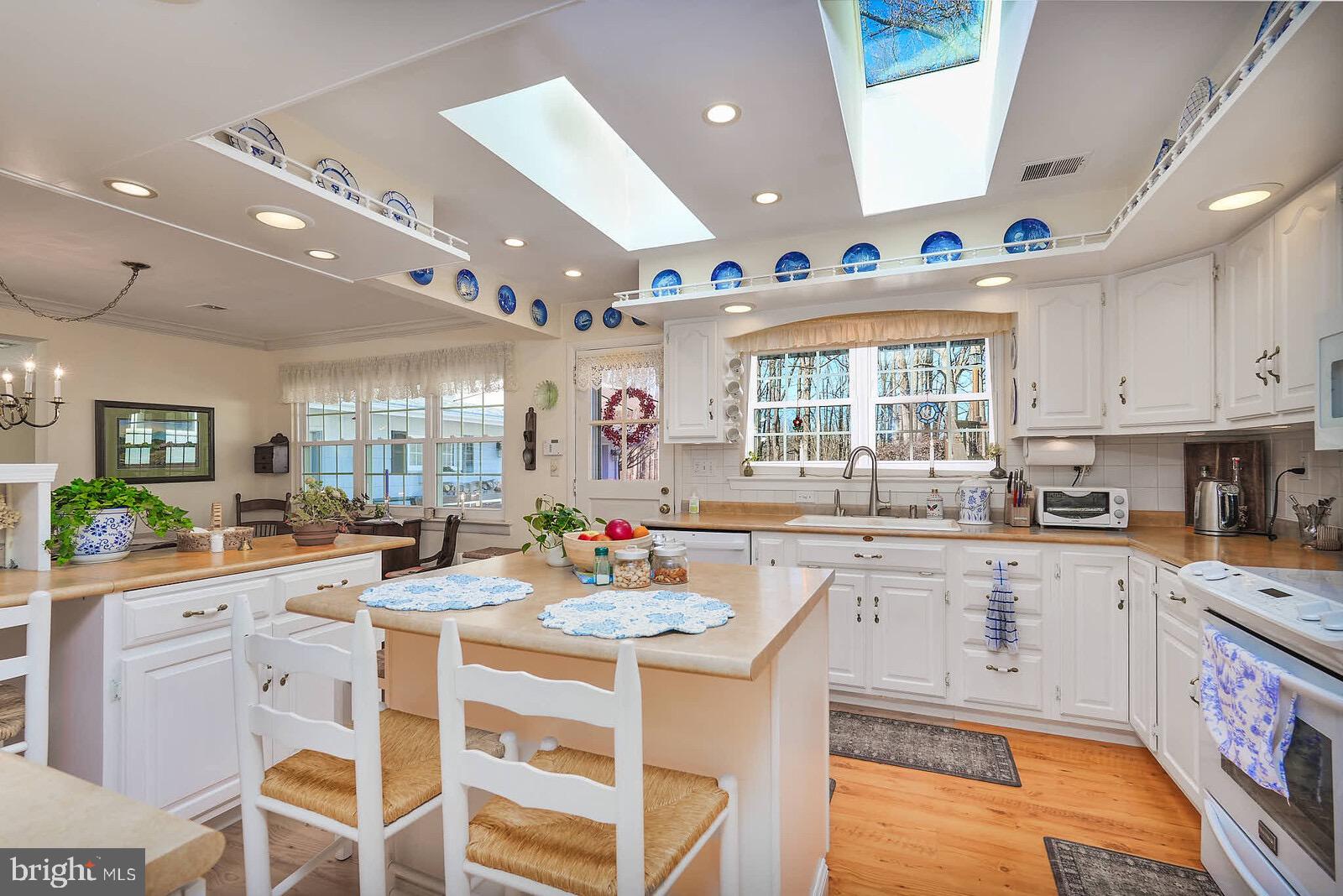 OLNEY OUTSIDE - Residential