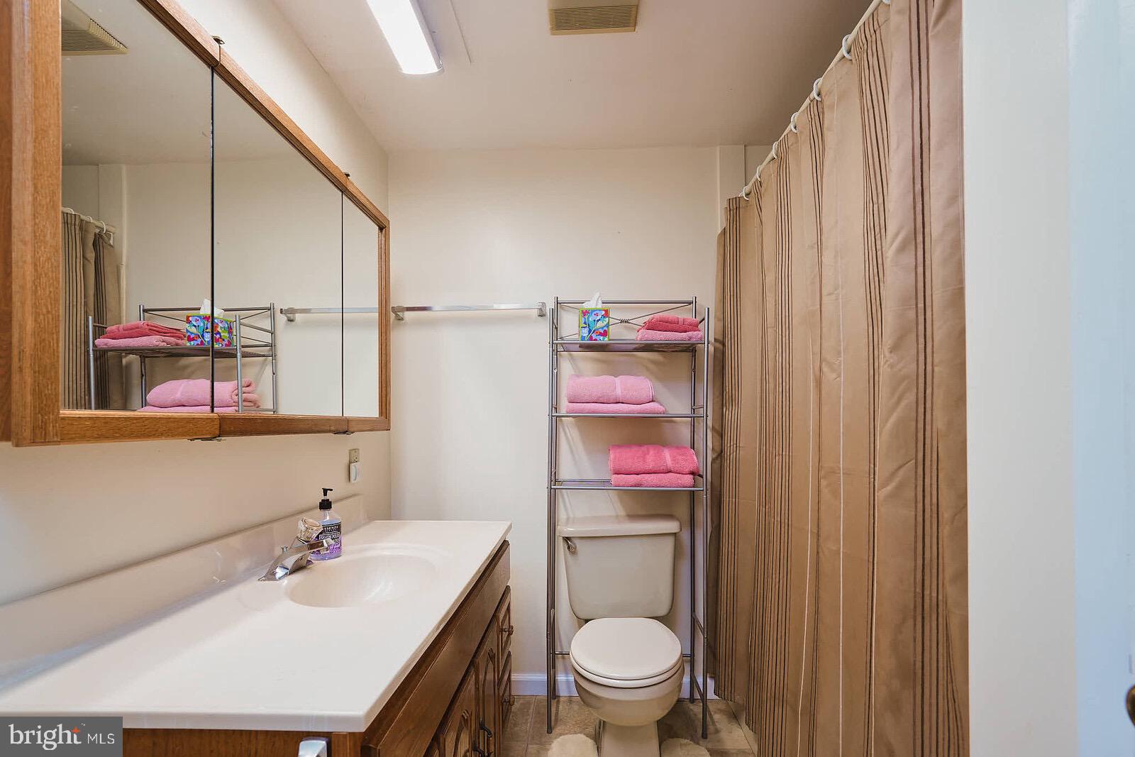 OLNEY OUTSIDE - Residential