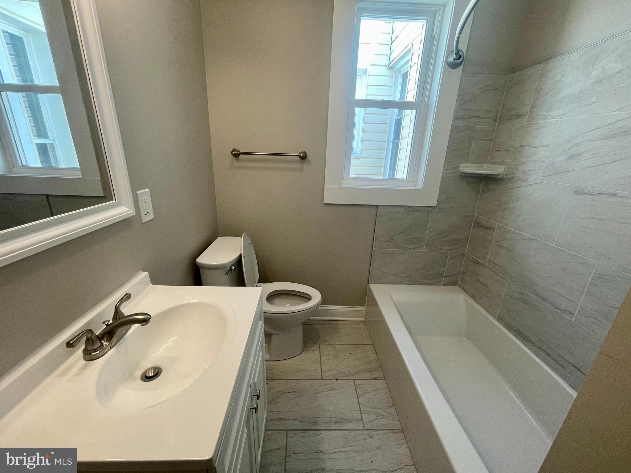 SANDTOWN-WINCHESTER - Residential