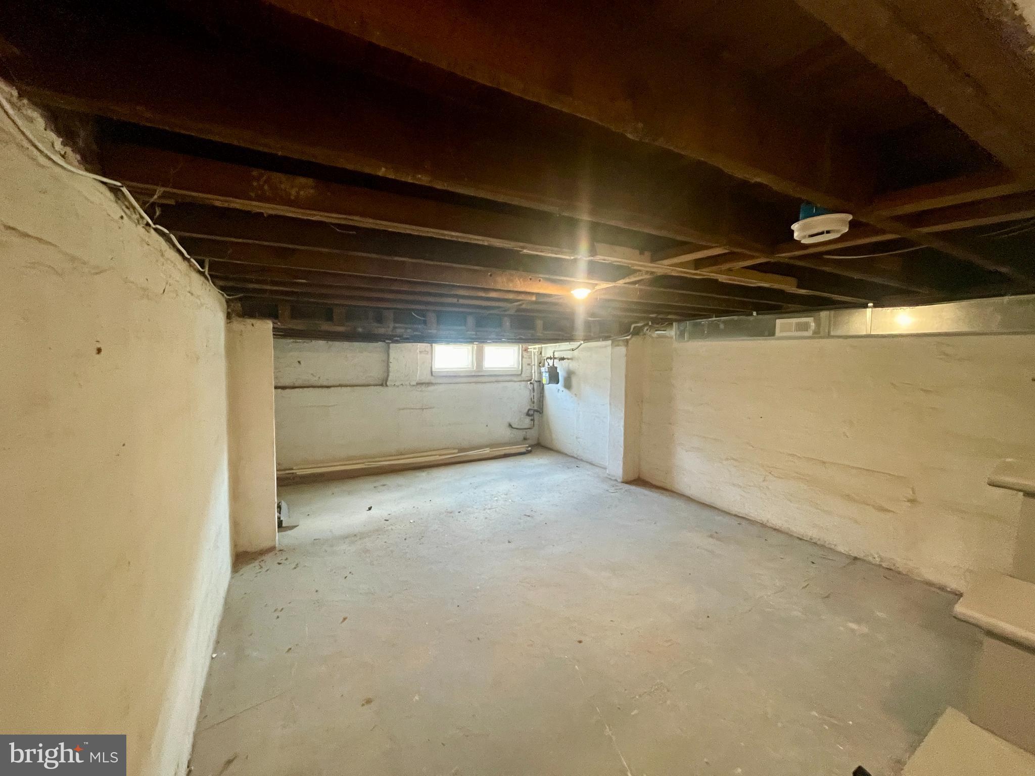 SANDTOWN-WINCHESTER - Residential