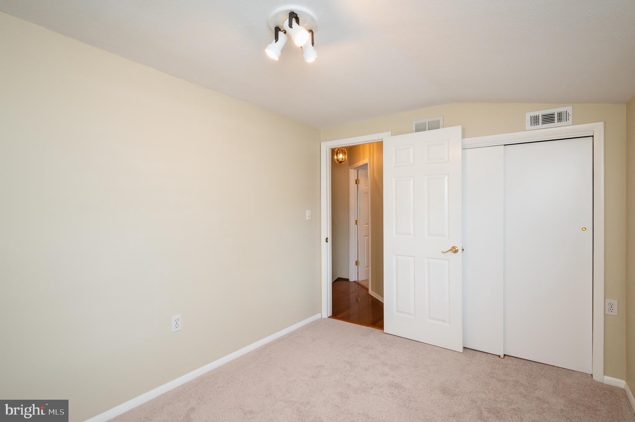 DUNDALK - Residential