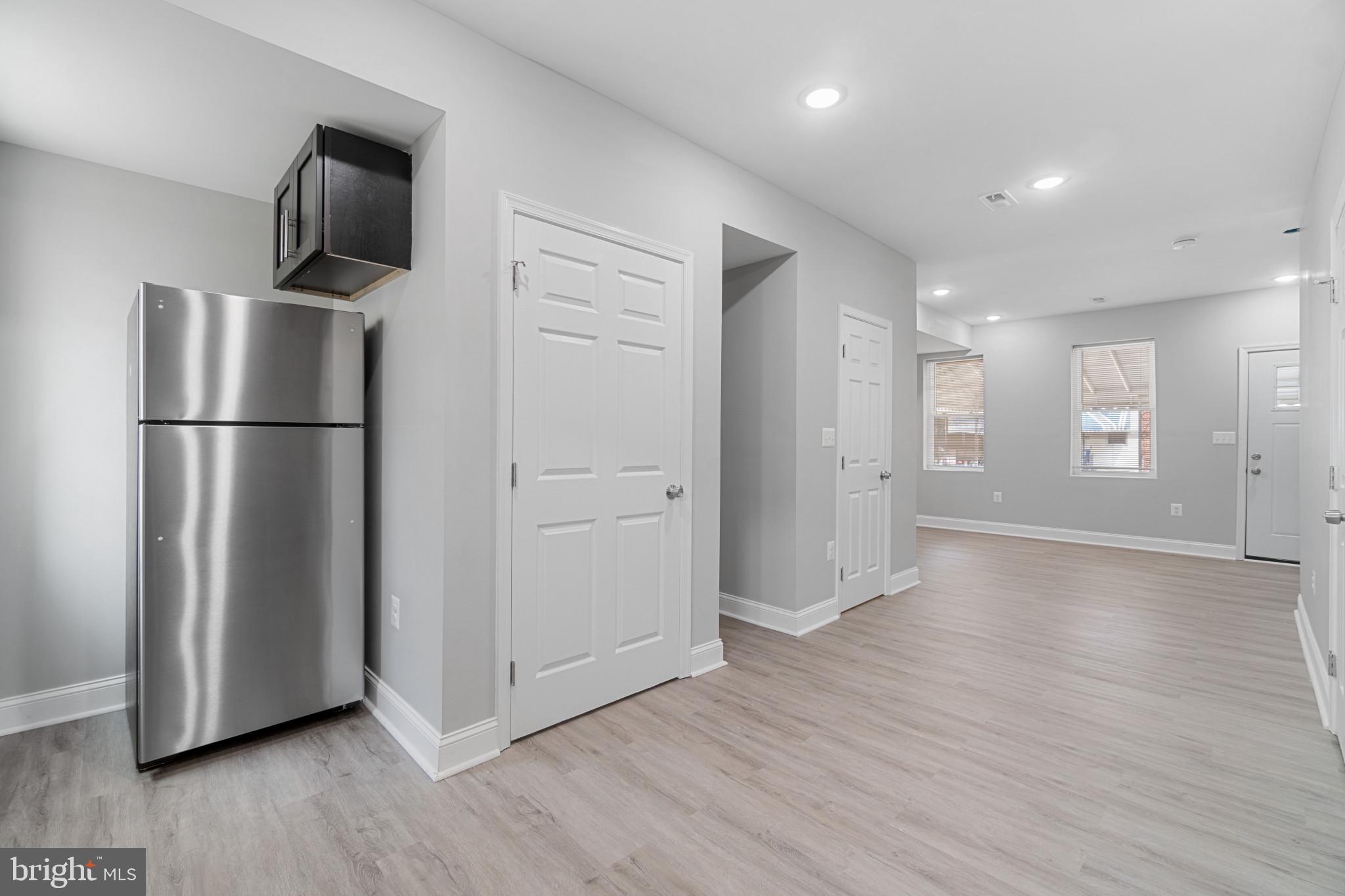 CENTRAL PARK HEIGHTS - Residential Lease