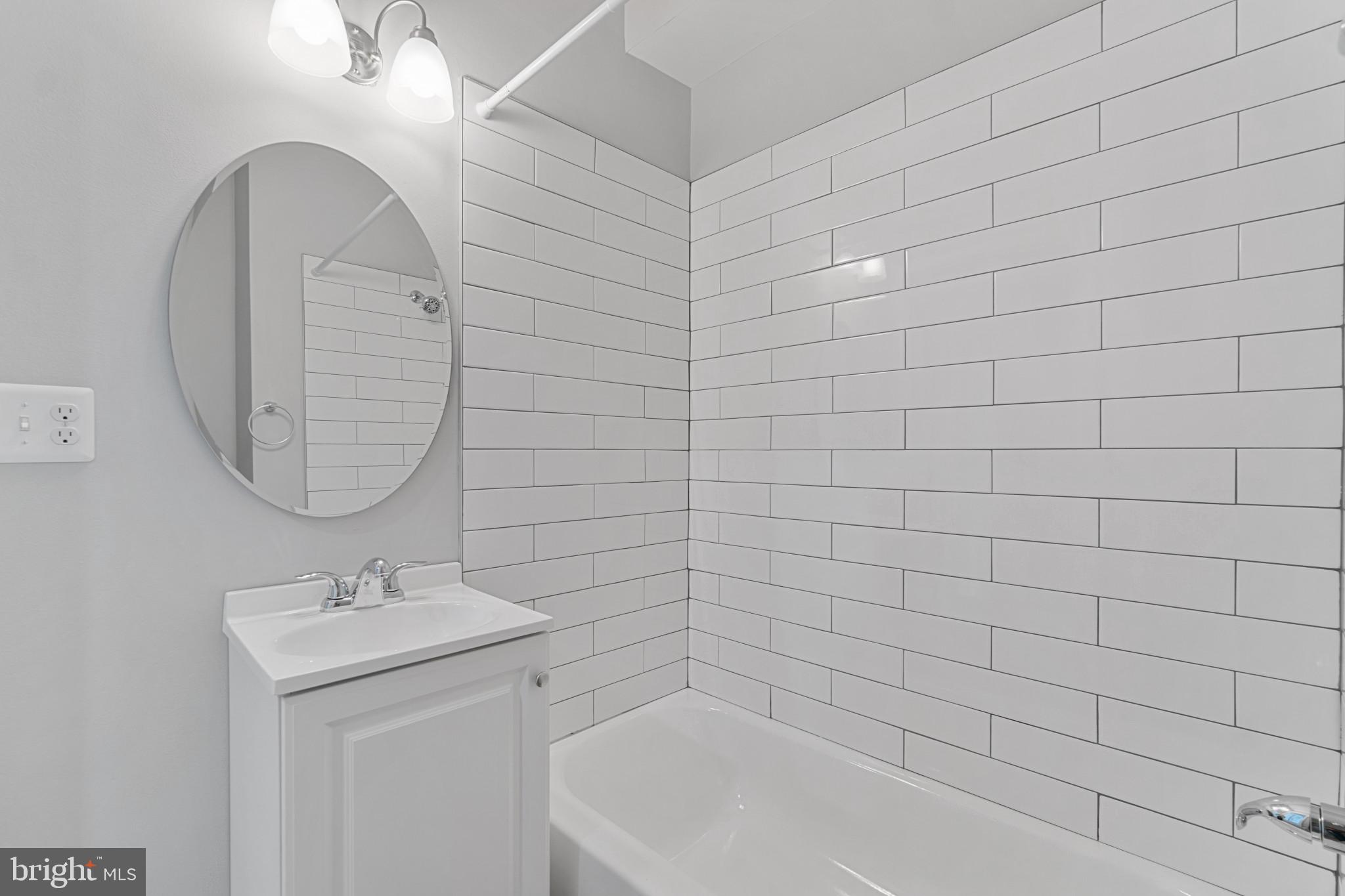 CENTRAL PARK HEIGHTS - Residential Lease