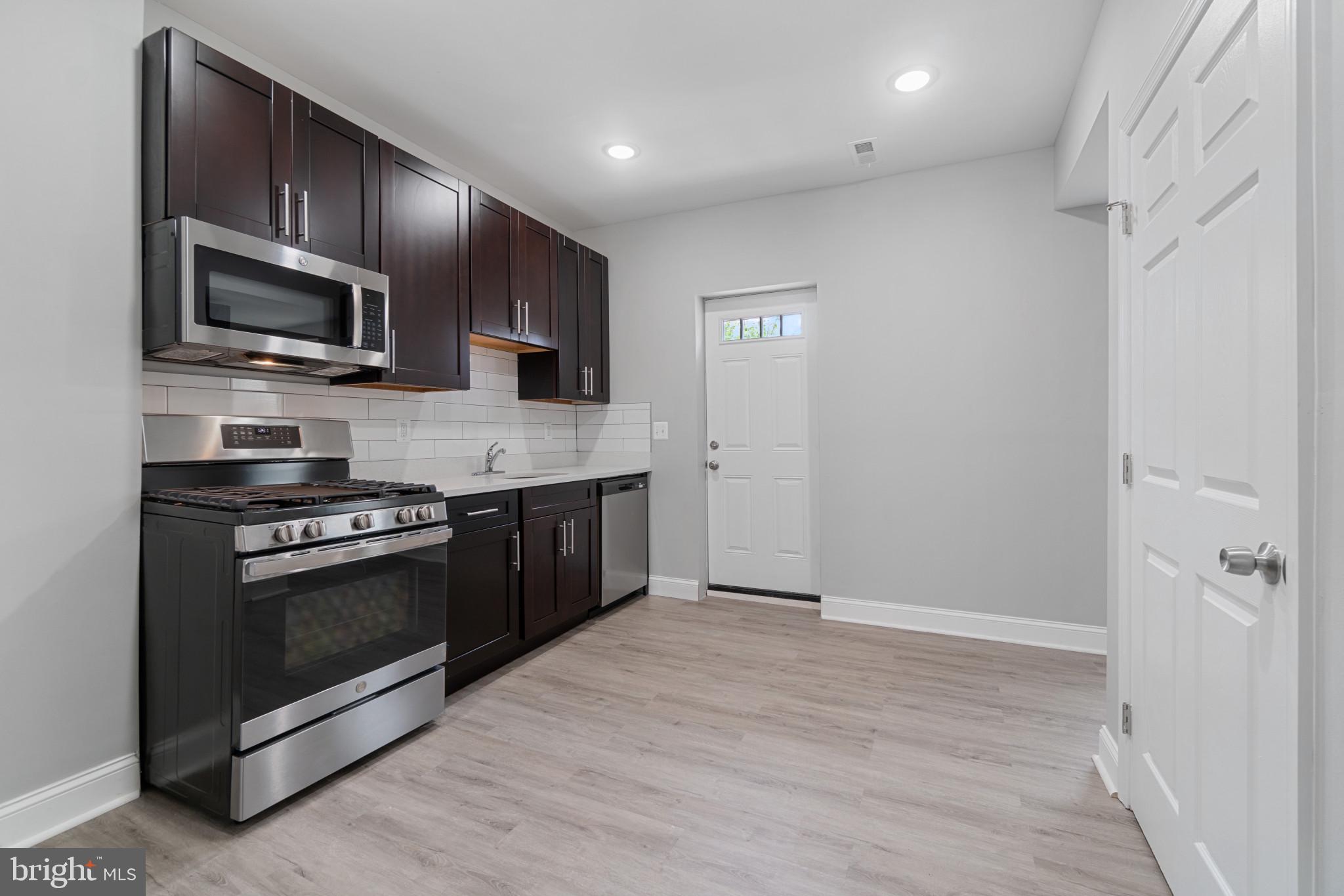 CENTRAL PARK HEIGHTS - Residential Lease