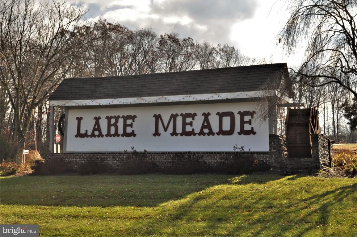 LAKE MEADE - Residential