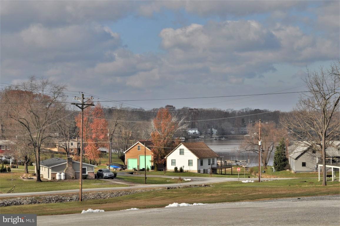 LAKE MEADE - Residential