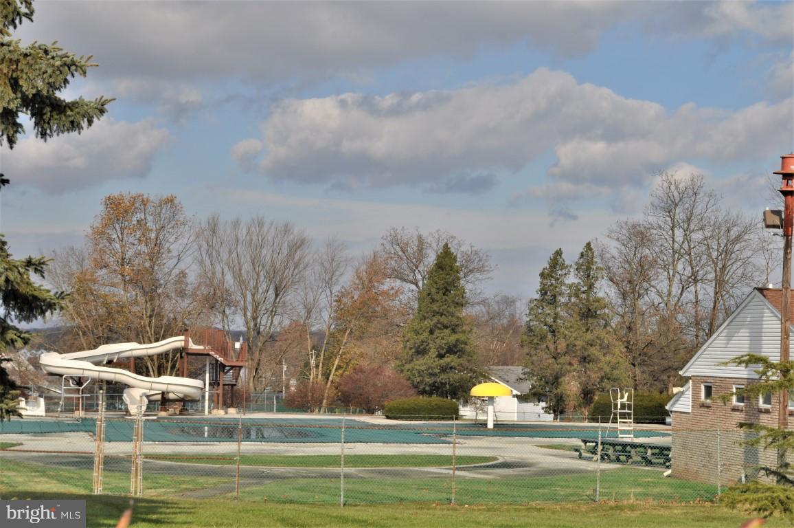 LAKE MEADE - Residential