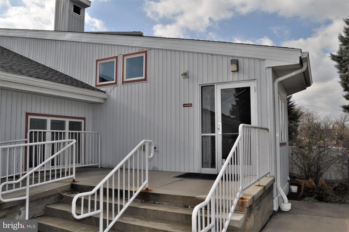 LAKE MEADE - Residential