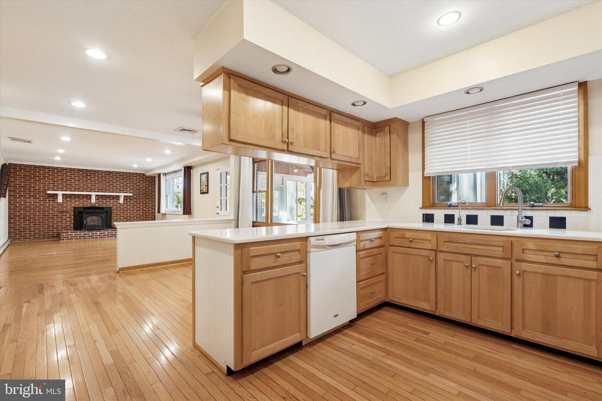 COLLEGE PARK - Residential