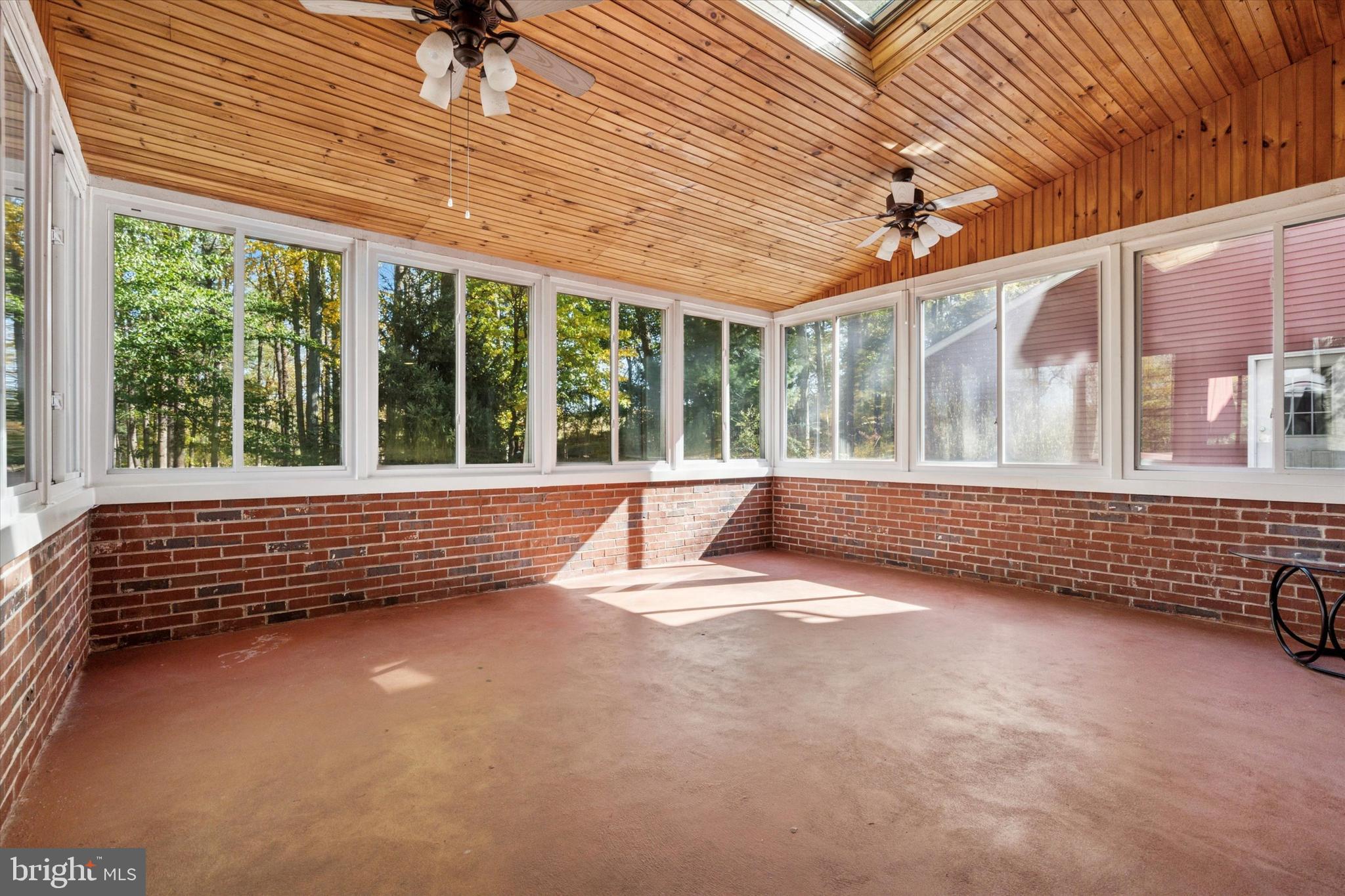 COLLEGE PARK - Residential