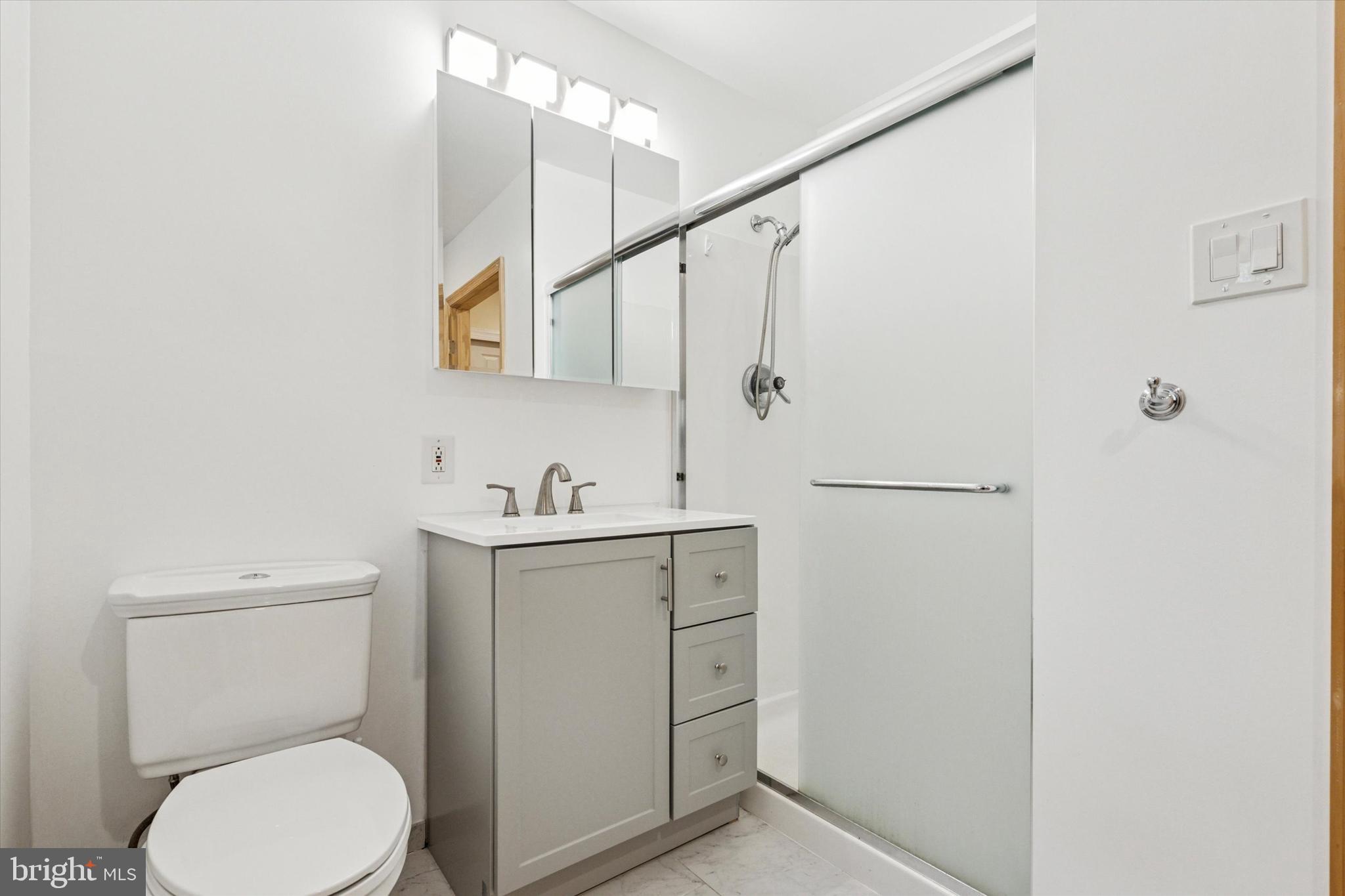 COLLEGE PARK - Residential