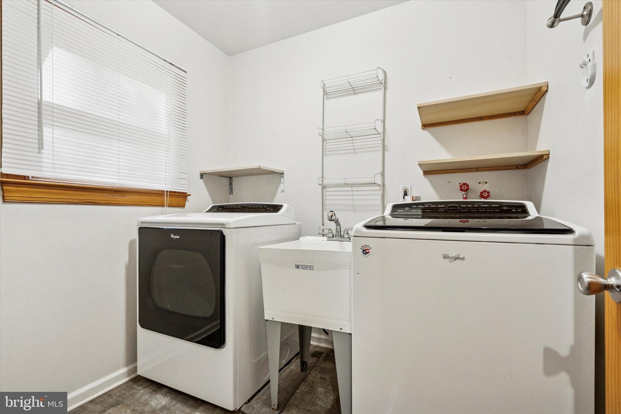 COLLEGE PARK - Residential