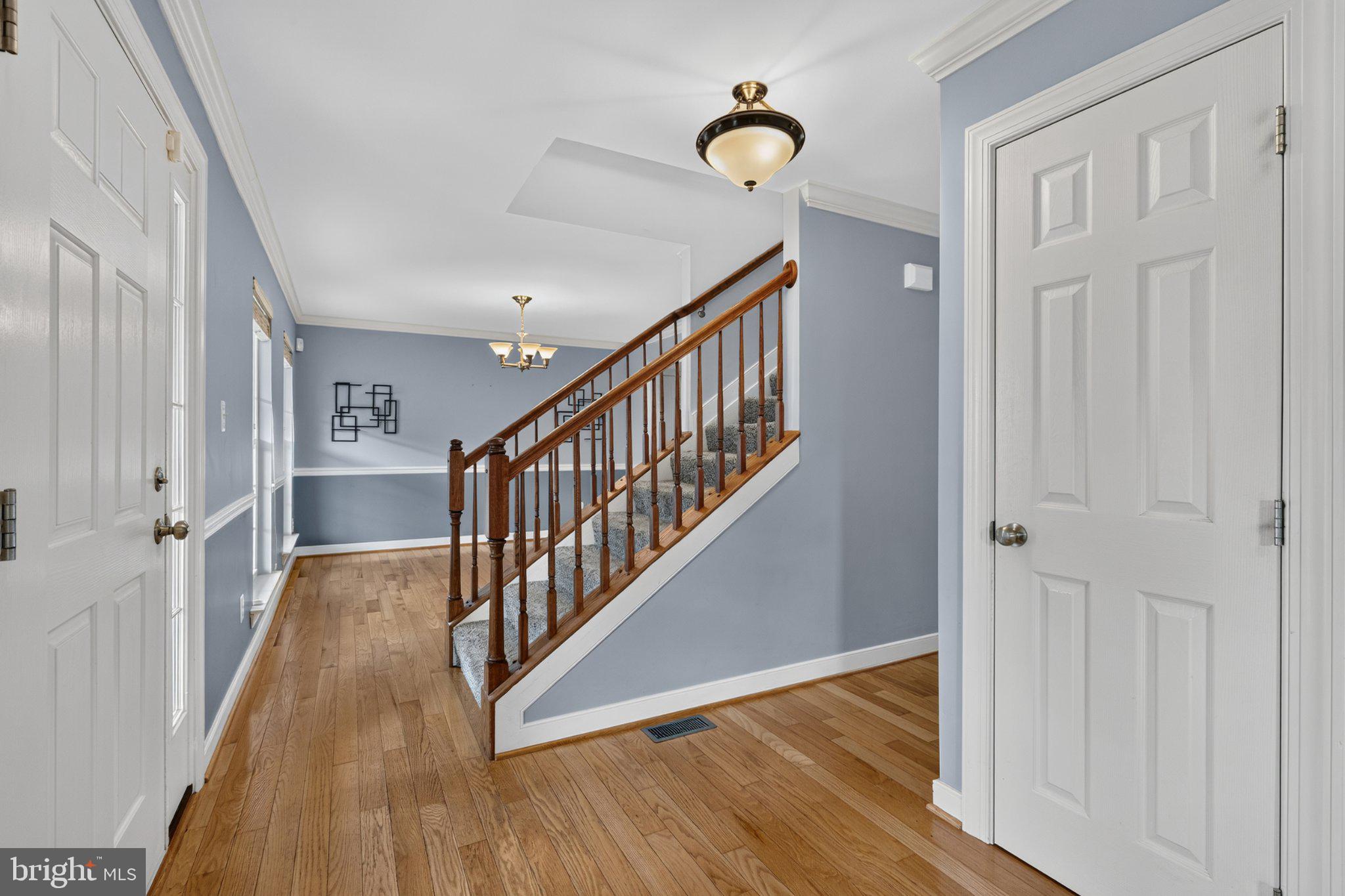 9 RAYDAN WAY