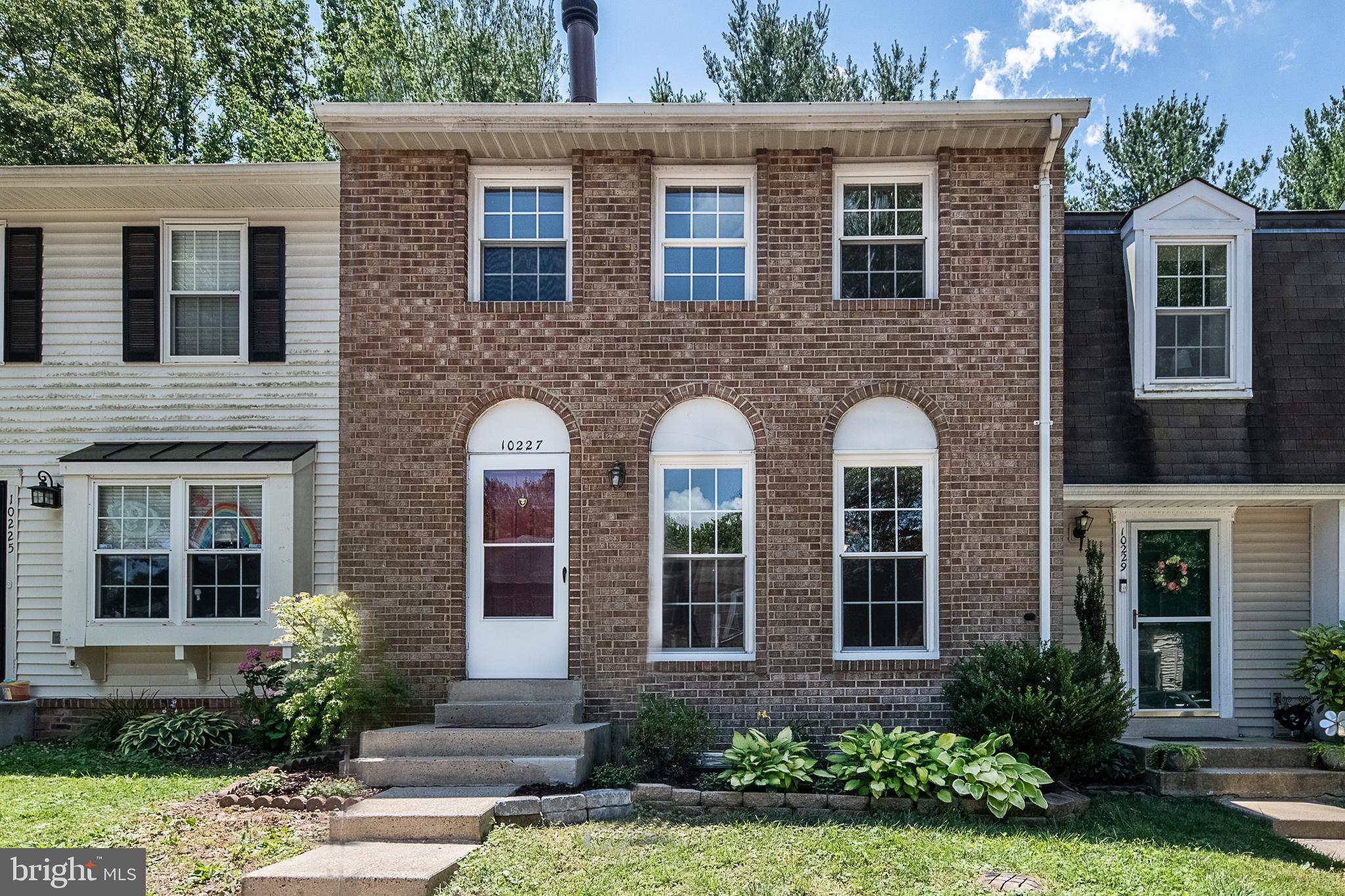BURKE CENTRE - Residential