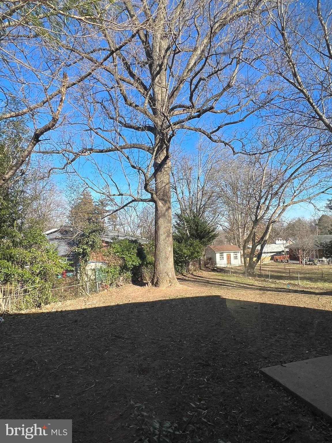 KEMP MILL ESTATES - Residential Lease